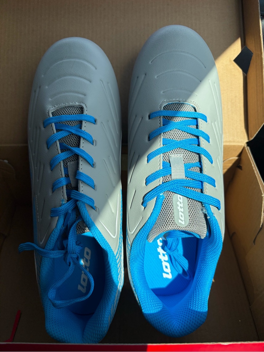 OTTO Men’s Light Gray Athletic Trainers with Bright Blue Accents